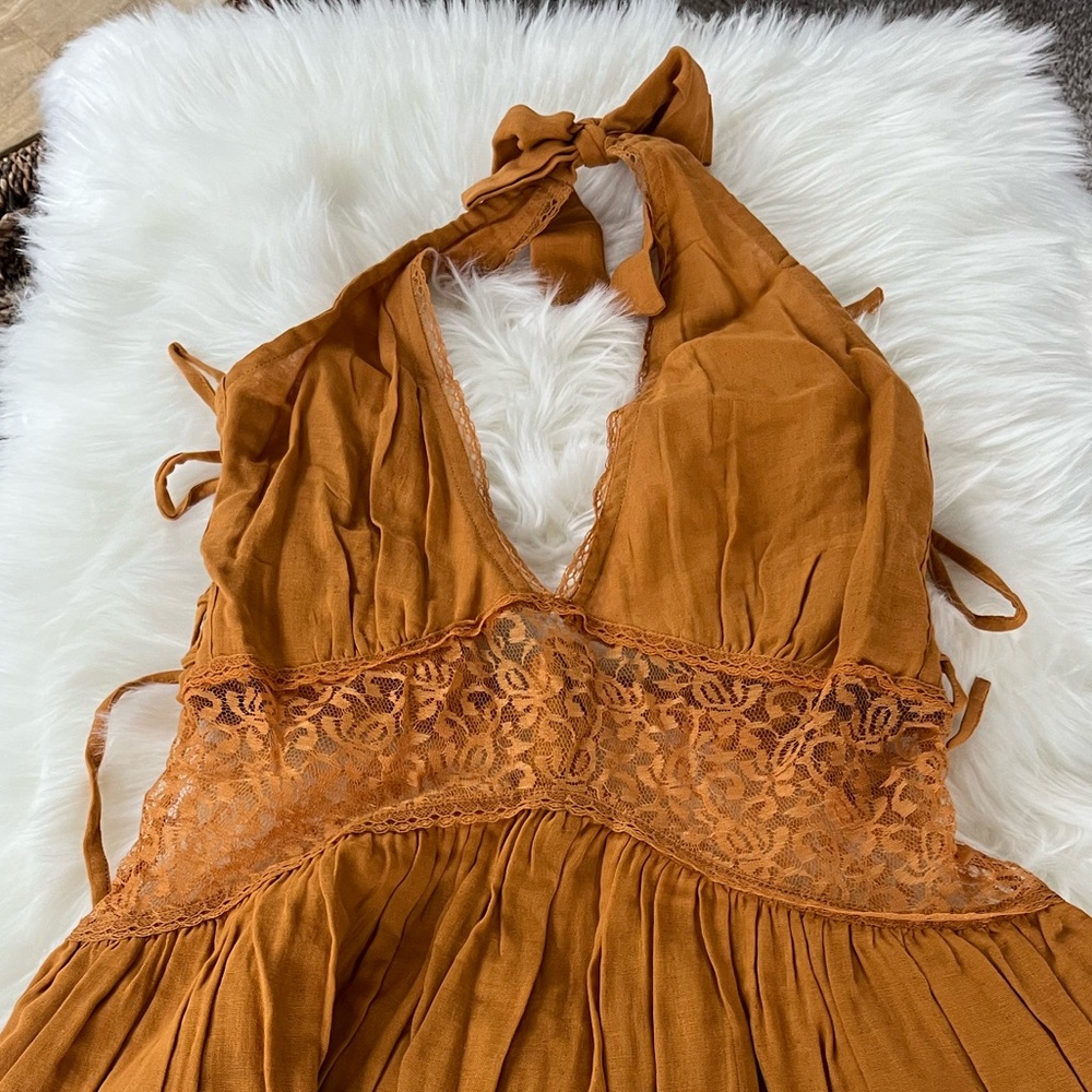 Nasty Gal Lace Insert Halter Neck Mini Skater Dress - Picture 6 of 8